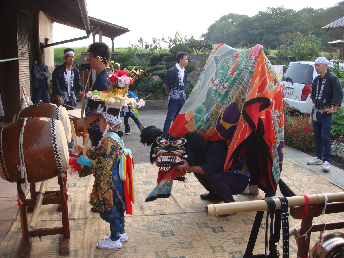 2008年 多度津町山階 秋祭り 村遣い 上小原獅子組