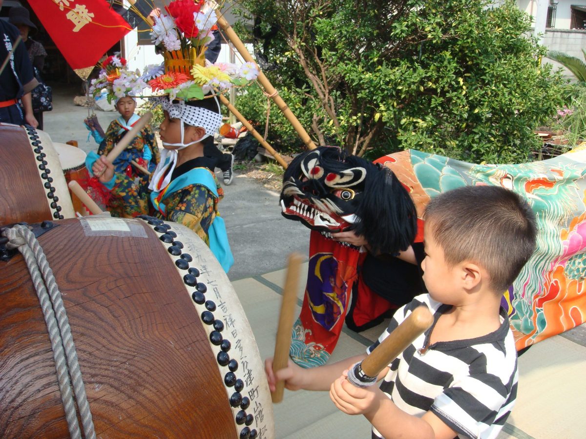 2008年 多度津町山階 秋祭り 村遣い 上小原獅子組