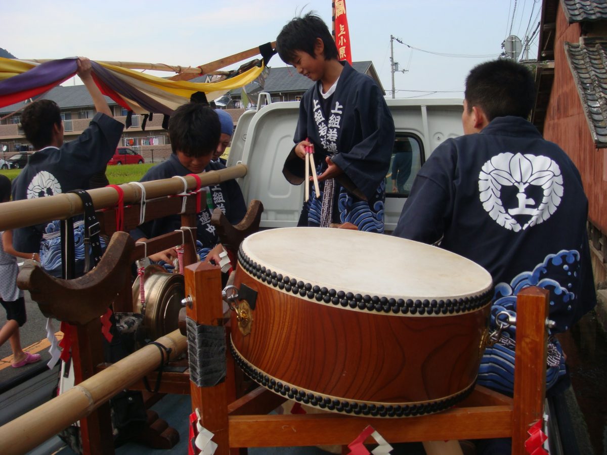 2008年 多度津町山階 秋祭り 村遣い 上小原獅子組