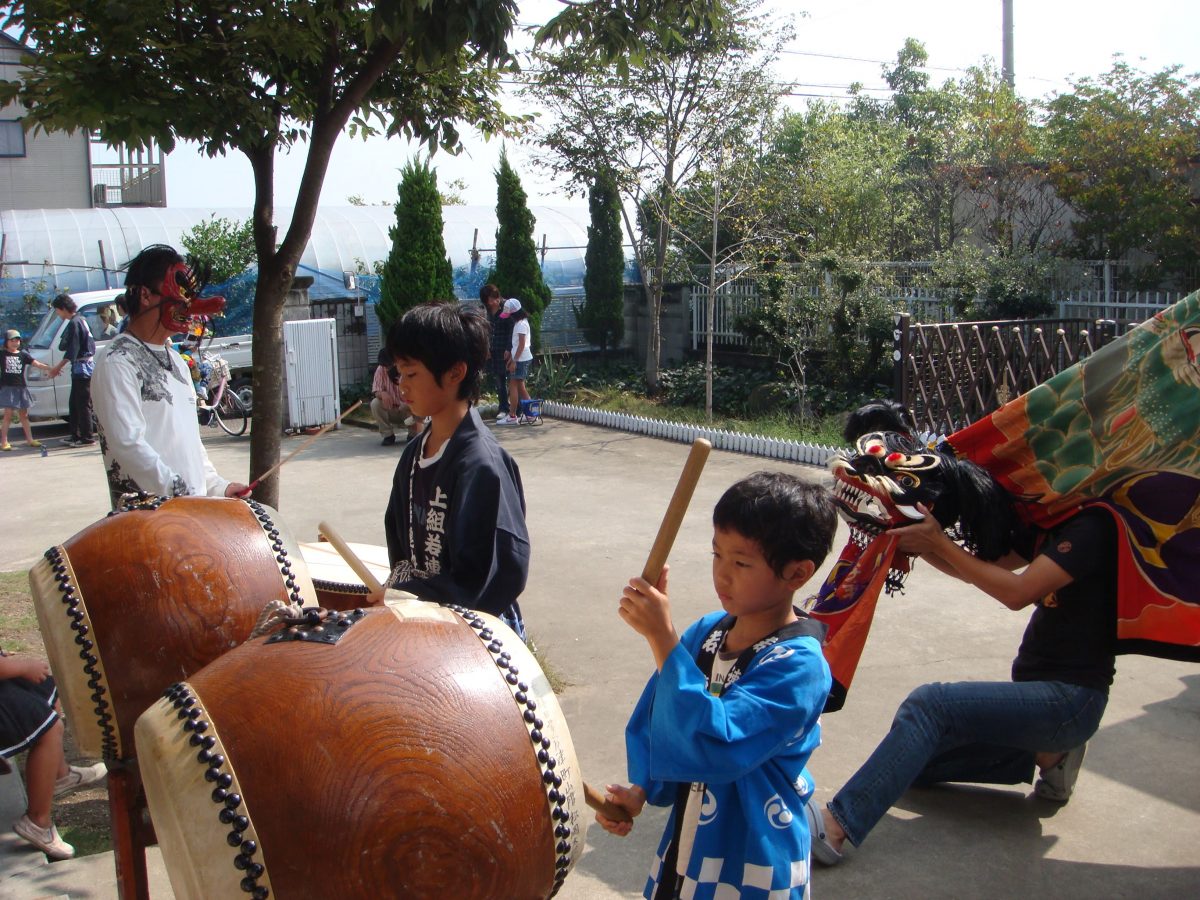 2009年 多度津町山階 秋祭り 村遣い 上小原獅子組