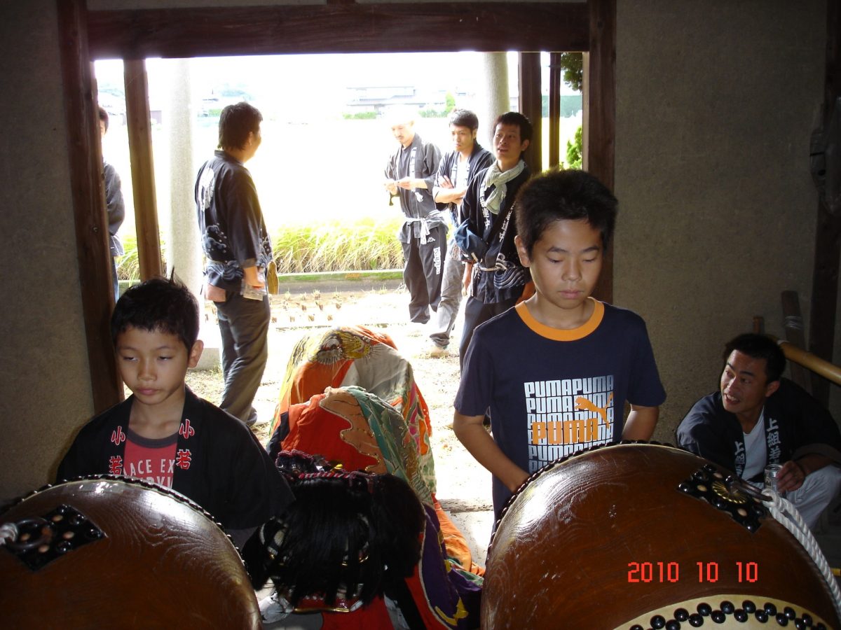 2010年 多度津町山階 秋祭り 小祭り 上小原獅子組