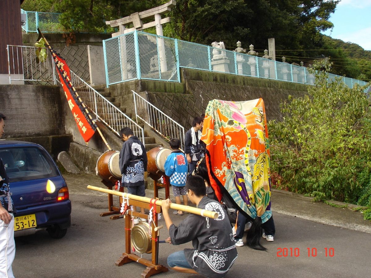2010年 多度津町山階 秋祭り 小祭り 上小原獅子組
