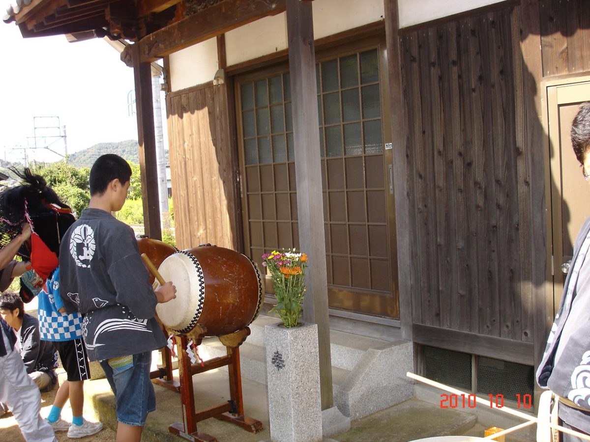 2010年 多度津町山階 秋祭り 小祭り 上小原獅子組