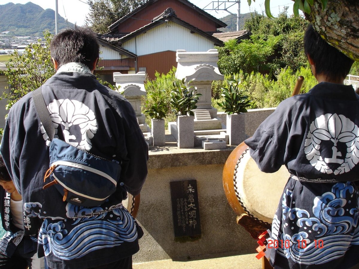 2010年 多度津町山階 秋祭り 小祭り 上小原獅子組