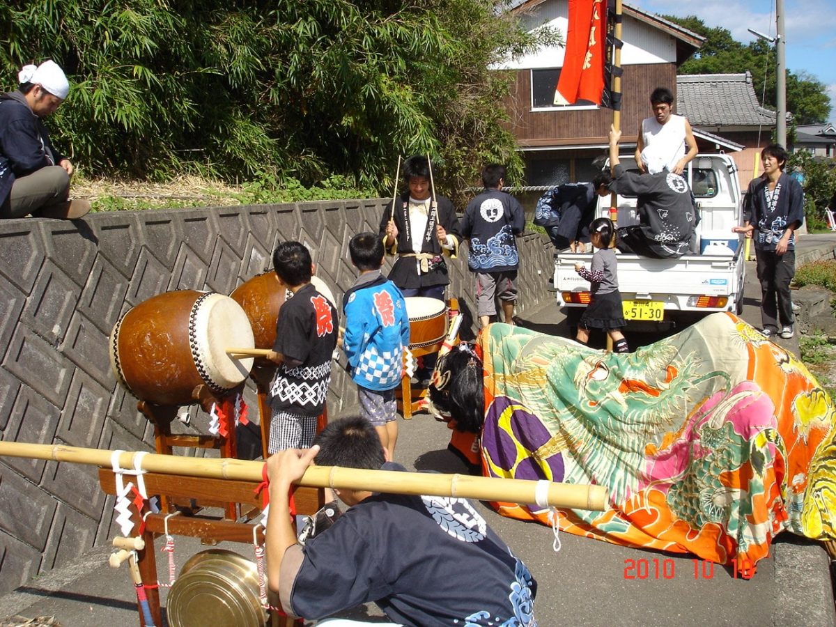 2010年 多度津町山階 秋祭り 小祭り 上小原獅子組