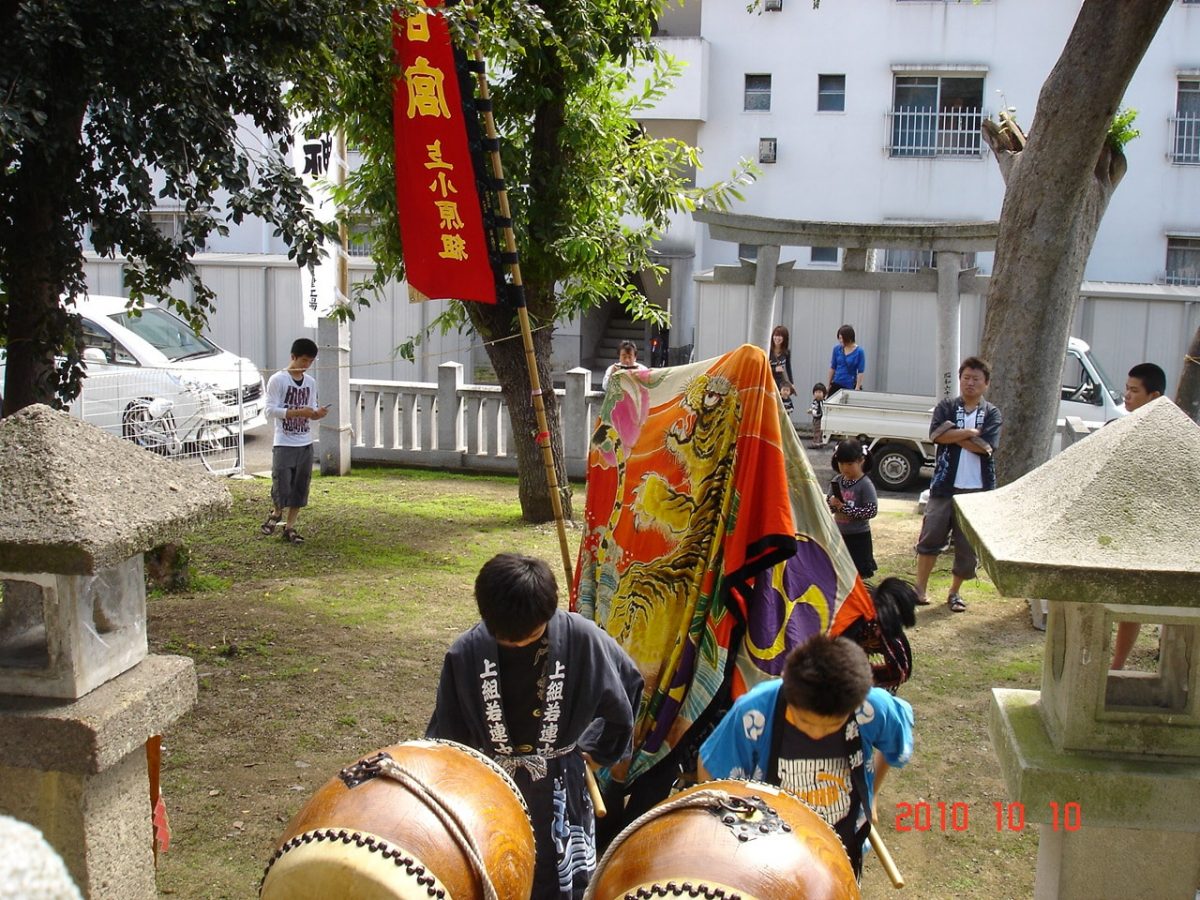 2010年 多度津町山階 秋祭り 小祭り 上小原獅子組