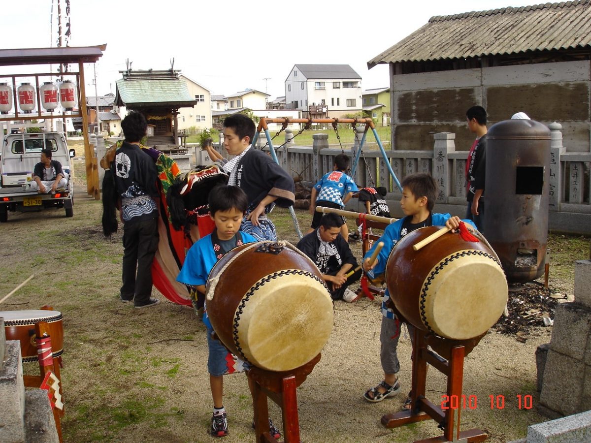 2010年 多度津町山階 秋祭り 小祭り 上小原獅子組