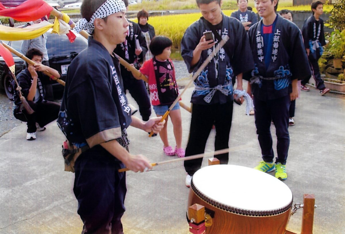 2011年 多度津町山階 秋祭り 村遣い 上小原獅子組