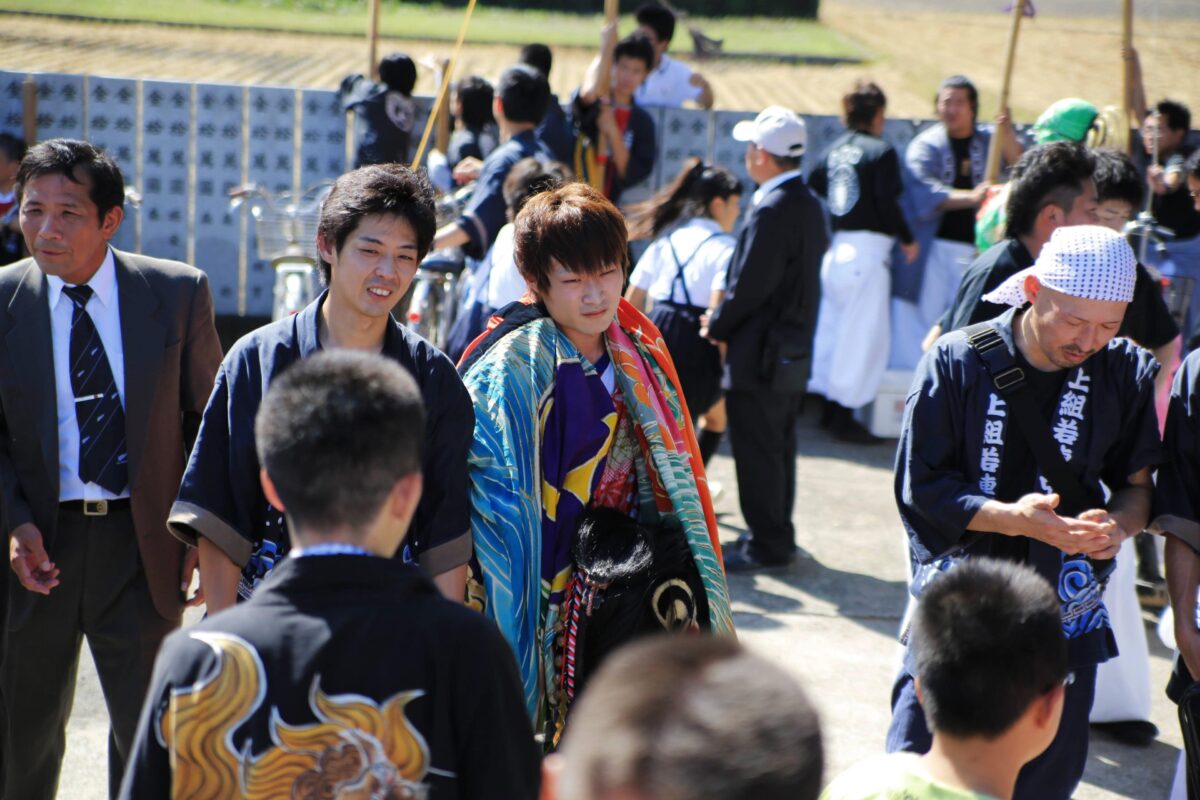 2013年 多度津町山階・春日神社 秋季例大祭 傘揃え 上小原獅子組