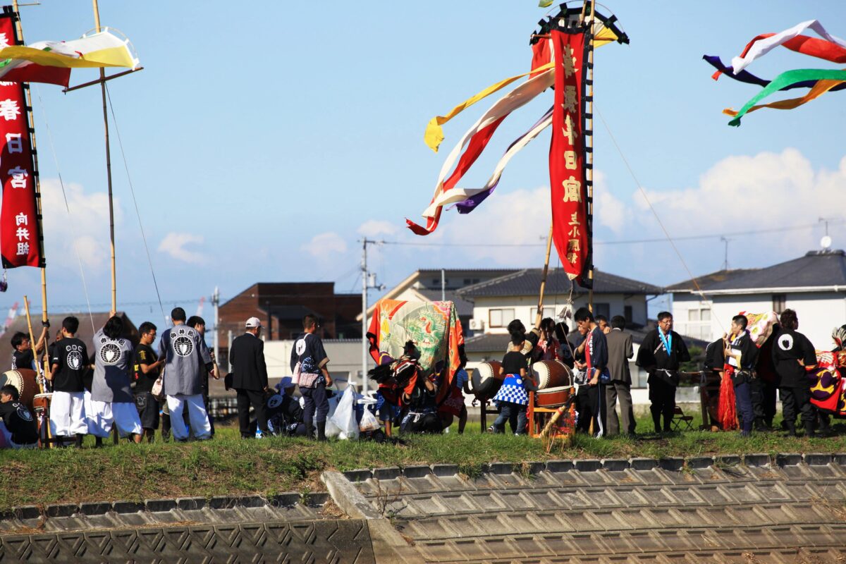 2013年 多度津町山階・藤波池 秋季例大祭 池まわり 上小原獅子組