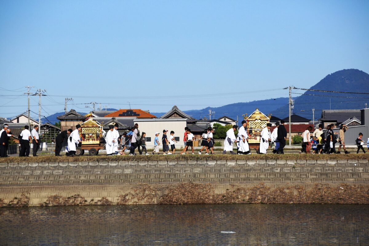2013年 多度津町山階・藤波池 秋季例大祭 池まわり
