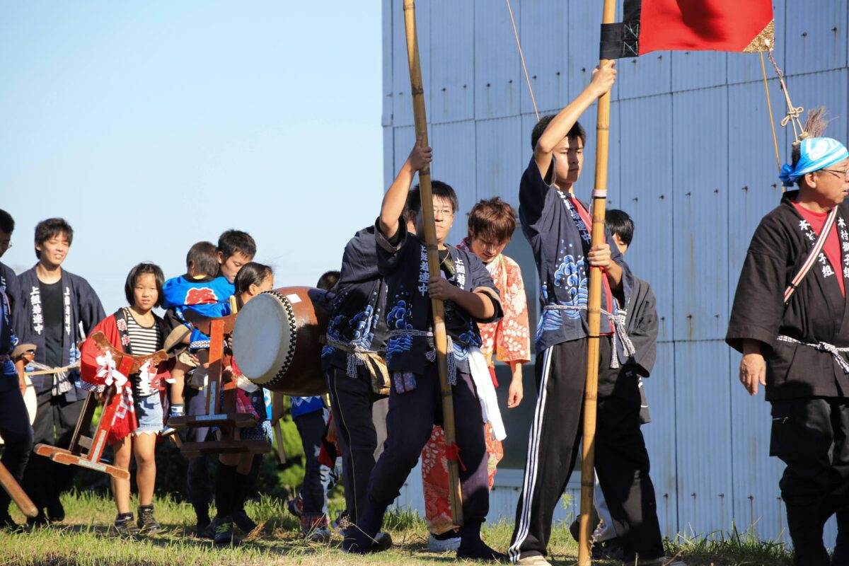 2013年 多度津町山階・藤波池 秋季例大祭 池まわり 上小原獅子組