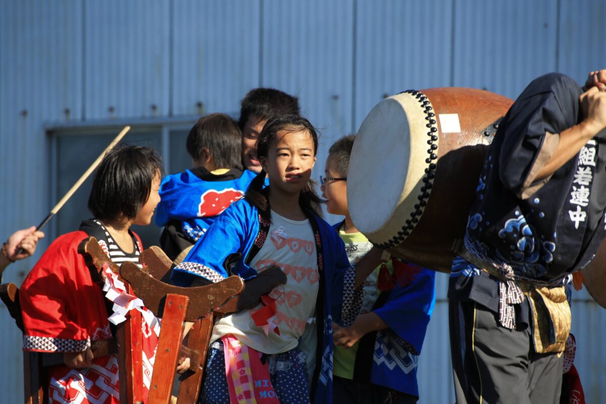 2013年 多度津町山階・藤波池 秋季例大祭 池まわり 上小原獅子組