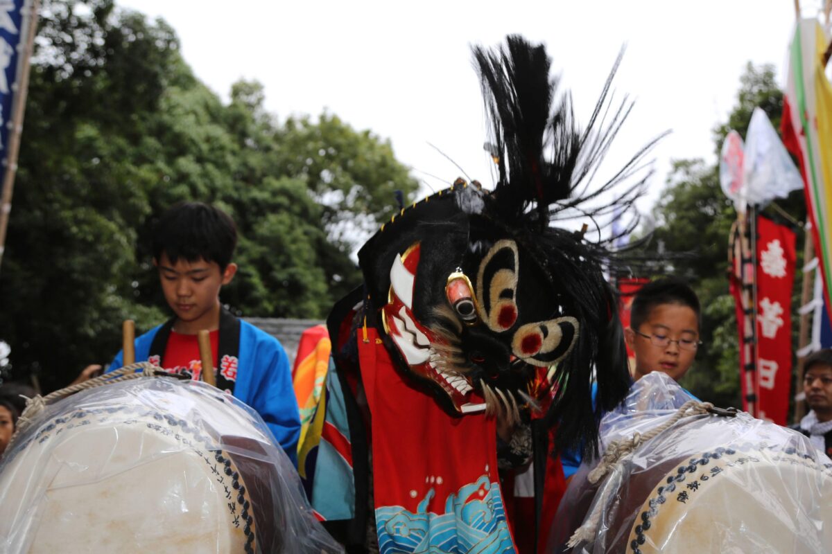 2014年 多度津町山階・春日神社 秋季例大祭 舞い込み 上小原獅子組