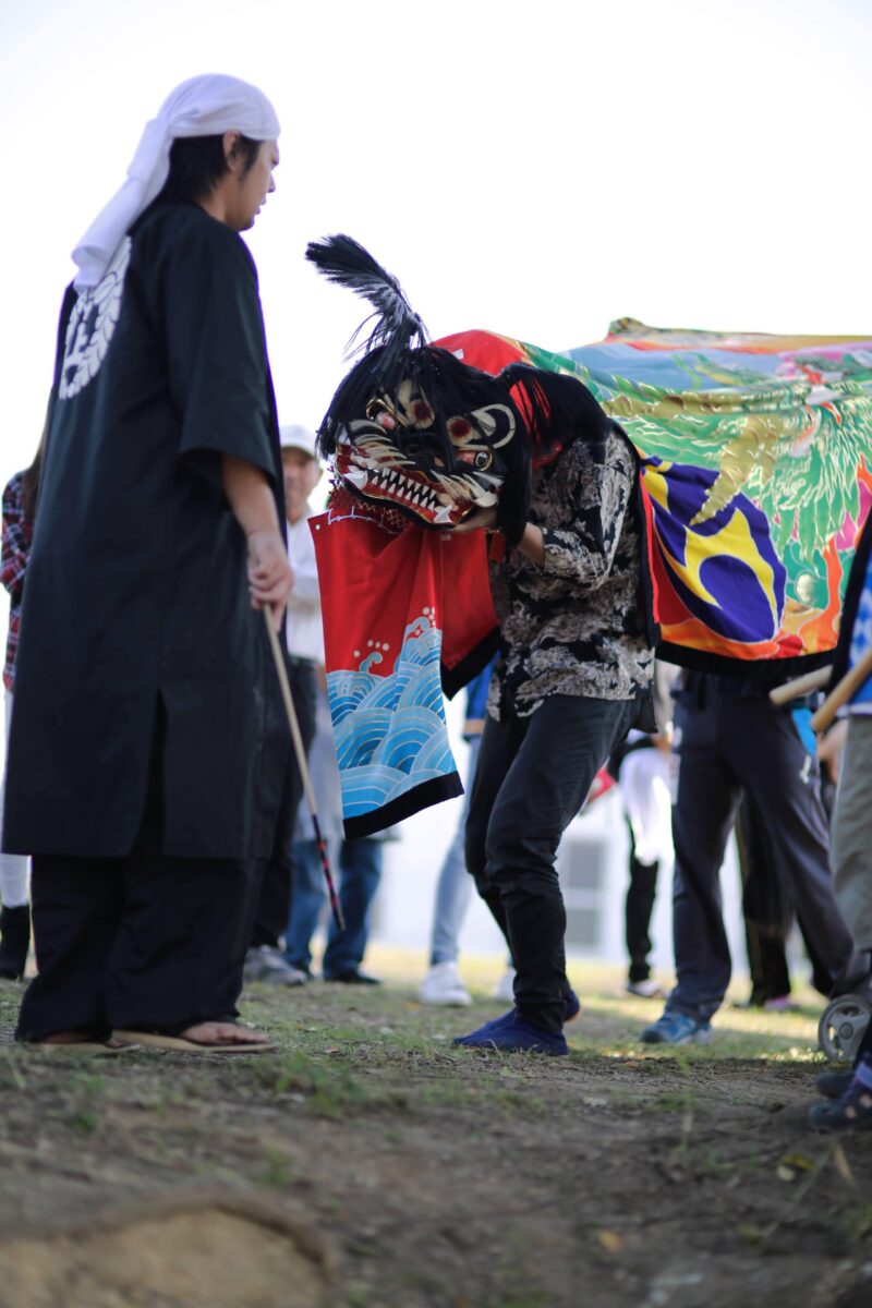 2015年 多度津町山階・春日神社 秋季例大祭 傘揃え 上小原獅子組