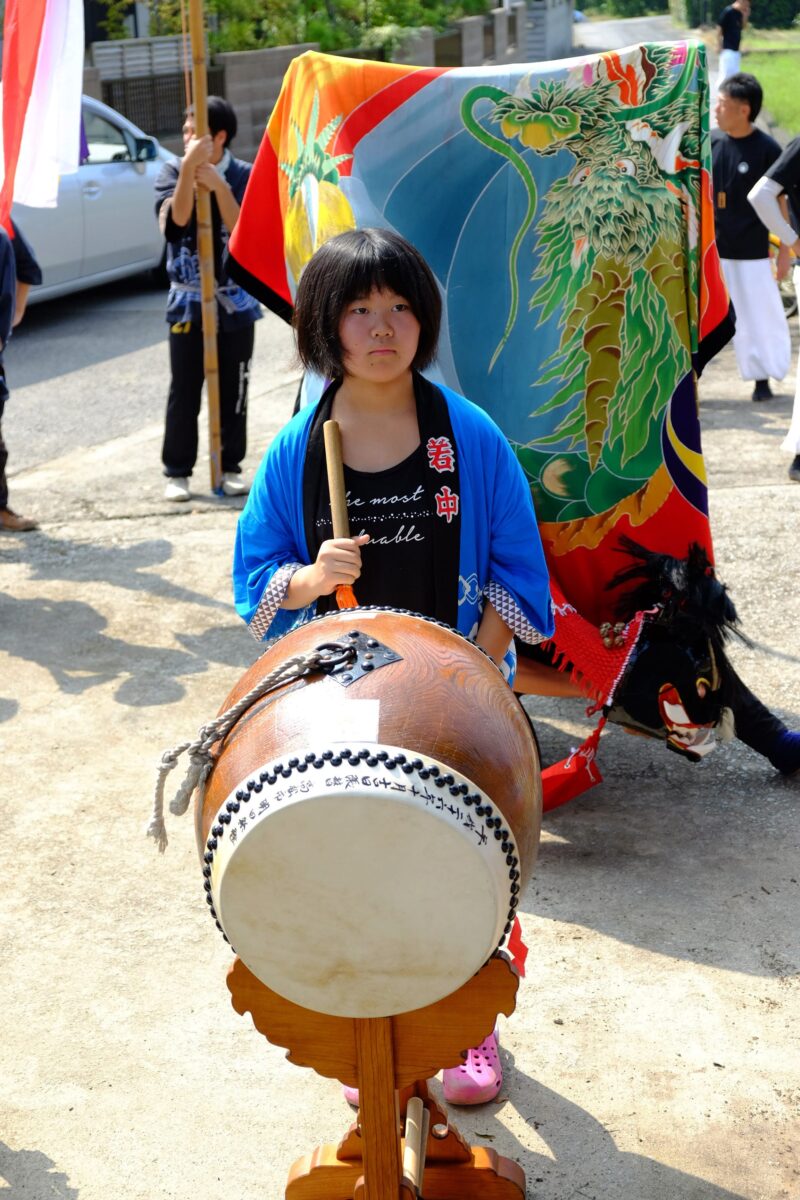 2016年 多度津町山階・春日神社 秋季例大祭 傘揃え 上小原獅子組
