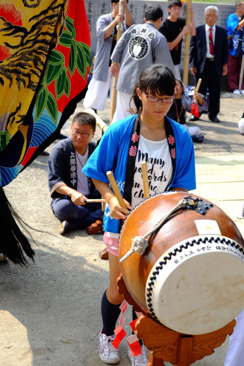 2016年 多度津町山階・春日神社 秋季例大祭 傘揃え 上小原獅子組