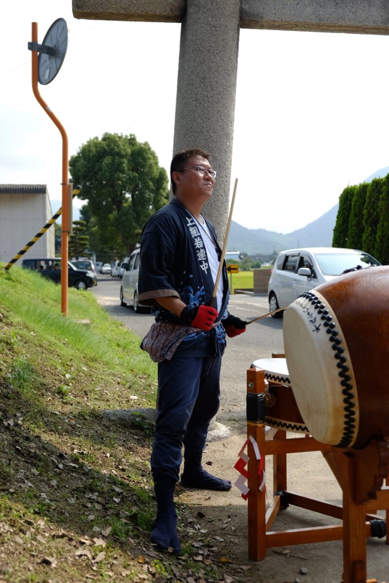 2016年 多度津町山階・春日神社 秋季例大祭 傘揃え 上小原獅子組