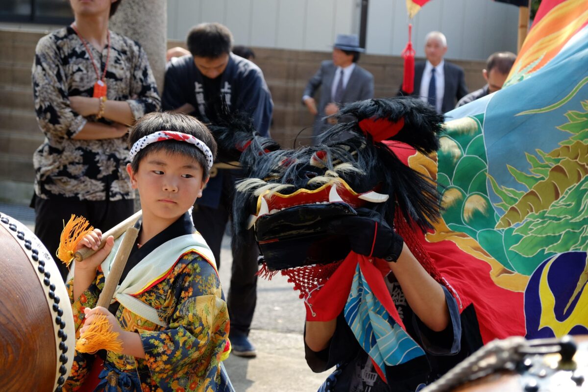 2016年 多度津町山階・春日神社 秋季例大祭 傘揃え 上小原獅子組