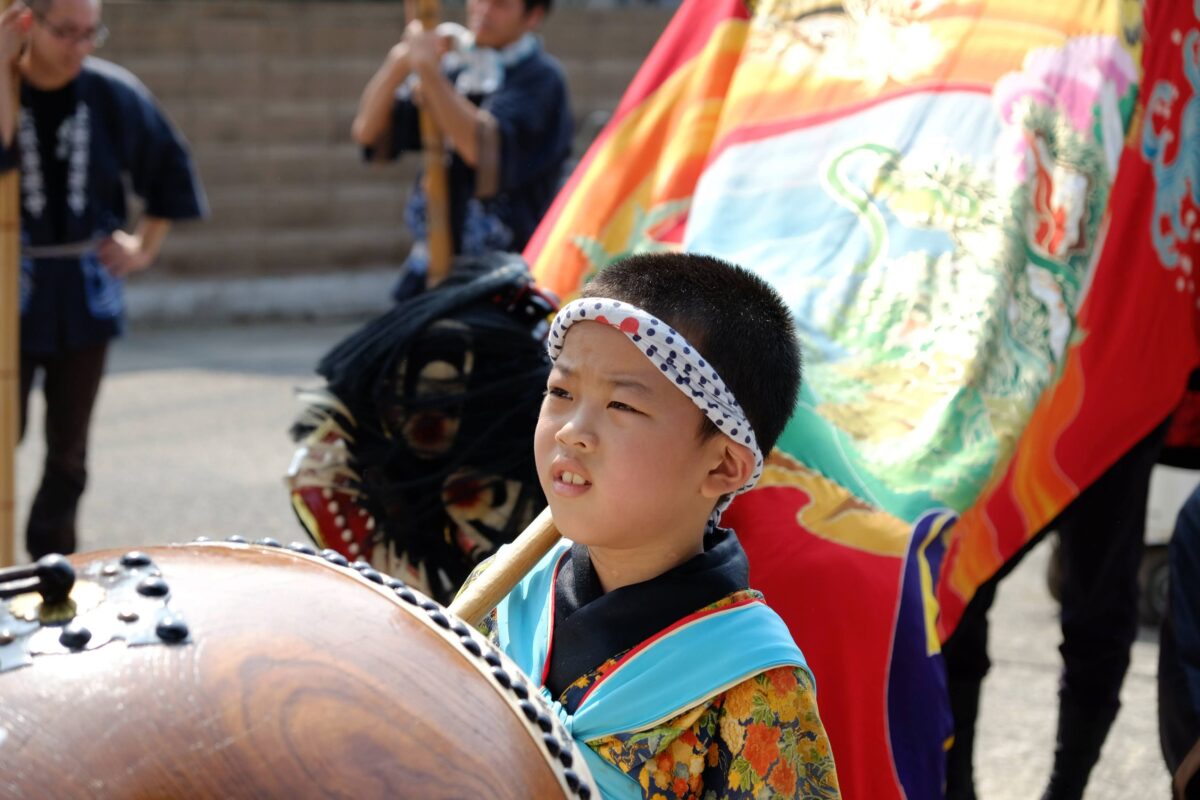 2016年 多度津町山階・春日神社 秋季例大祭 傘揃え 上小原獅子組