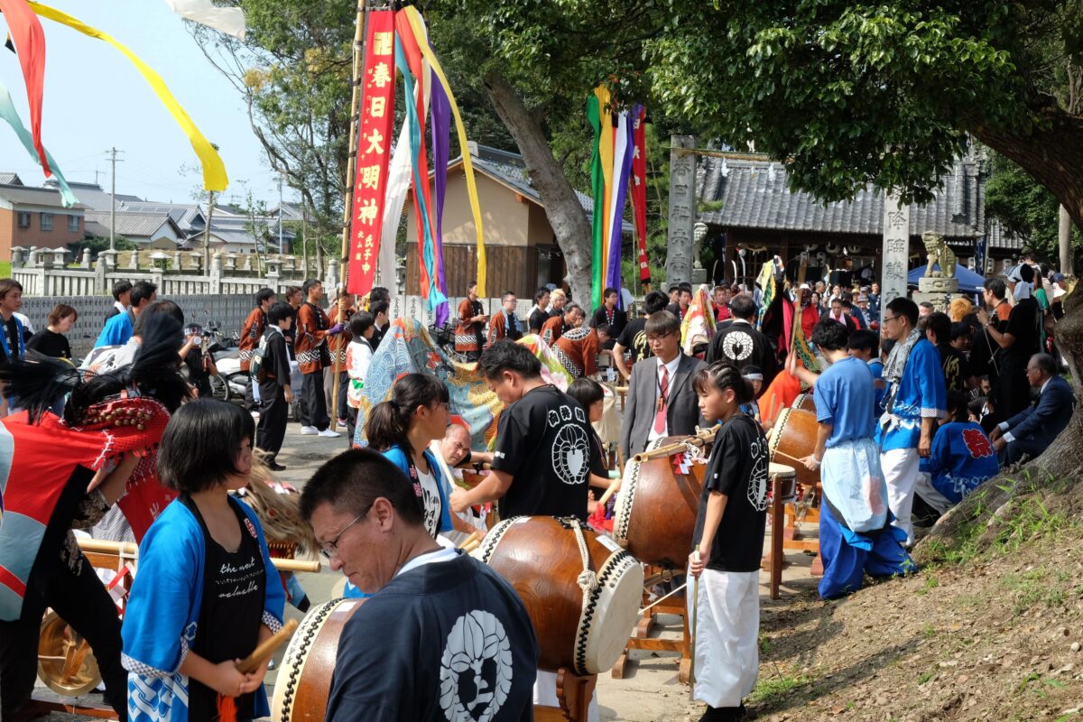 2016年 多度津町山階・春日神社 秋季例大祭 傘揃え