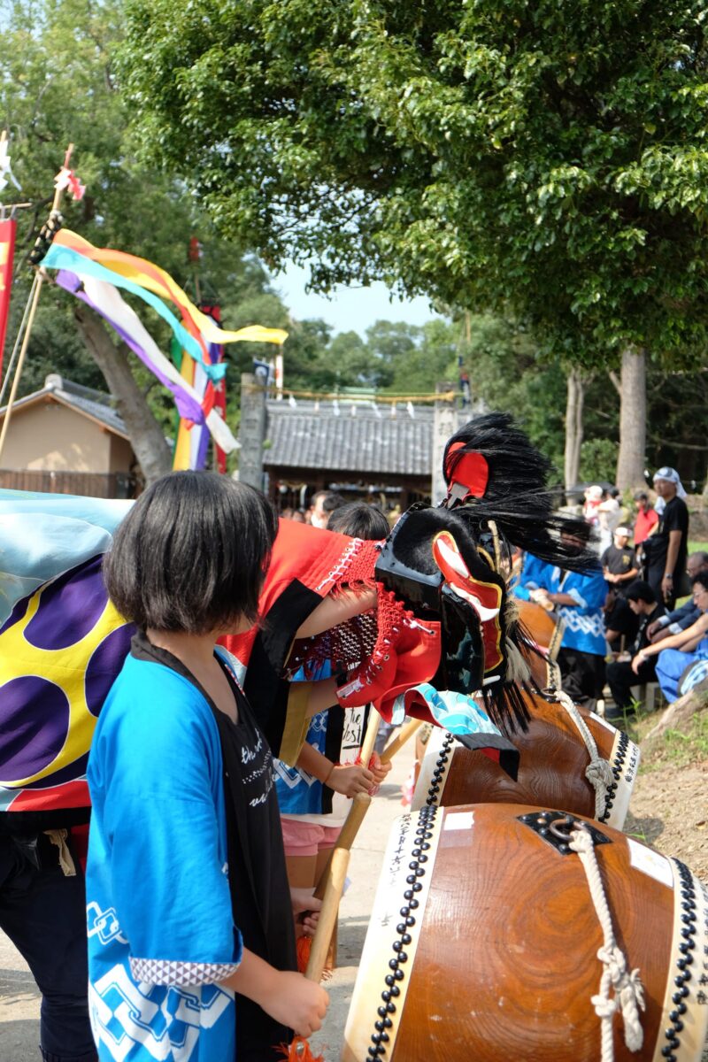 2016年 多度津町山階・春日神社 秋季例大祭 傘揃え 上小原獅子組