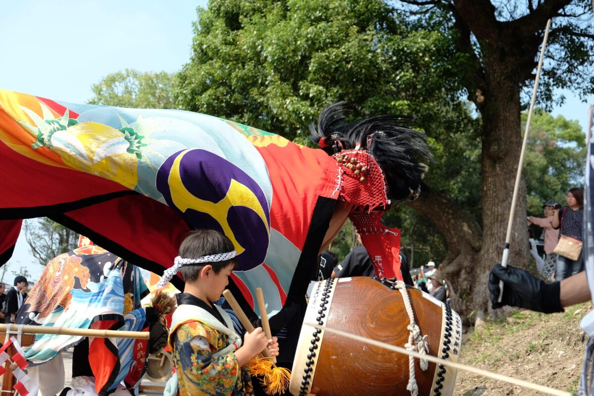 2016年 多度津町山階・春日神社 秋季例大祭 傘揃え 上小原獅子組