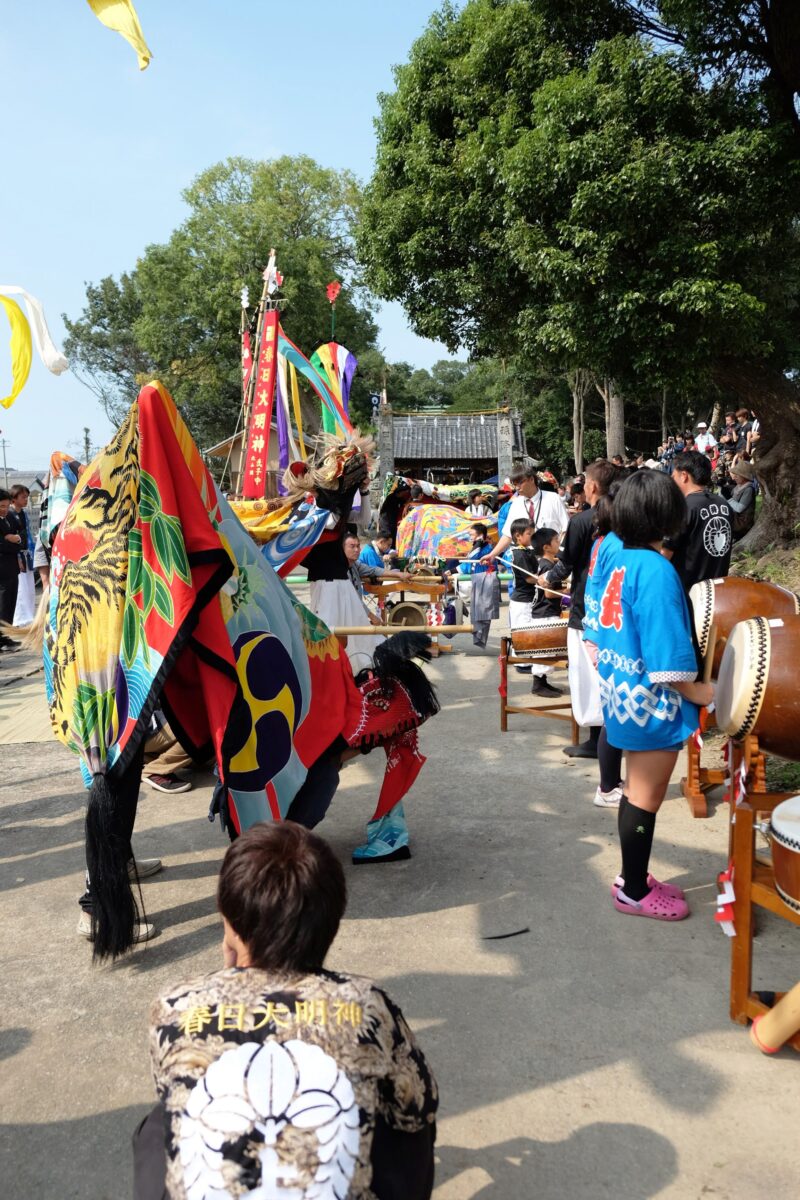 2016年 多度津町山階・春日神社 秋季例大祭 傘揃え 上小原獅子組