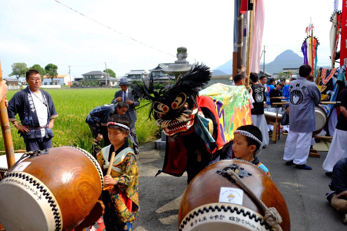 2016年 多度津町山階・春日神社 秋季例大祭 神輿休 上小原獅子組