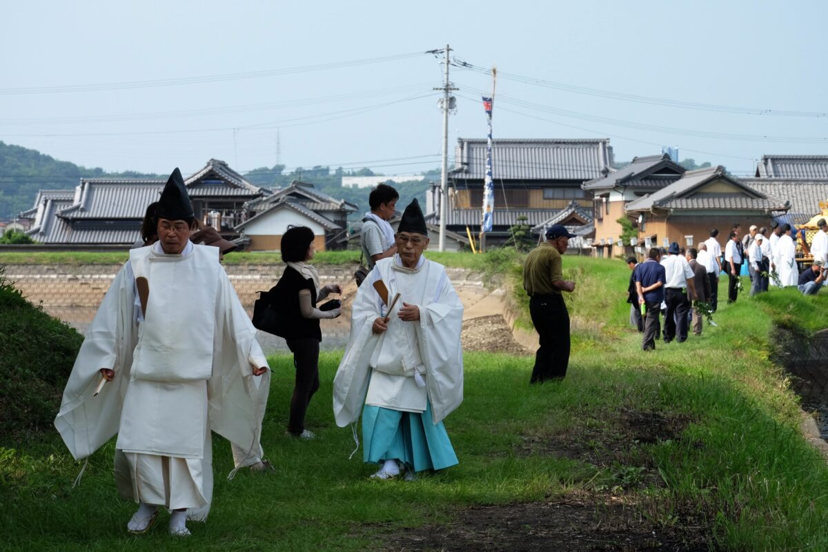 2016年 多度津町山階・藤波池 秋季例大祭 池まわり