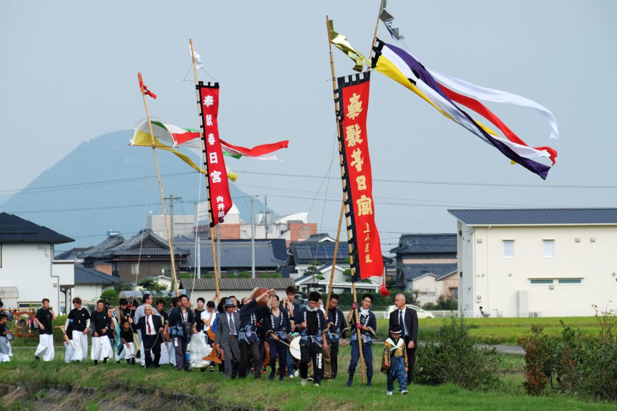 2016年 多度津町山階・藤波池 秋季例大祭 池まわり 上小原獅子組