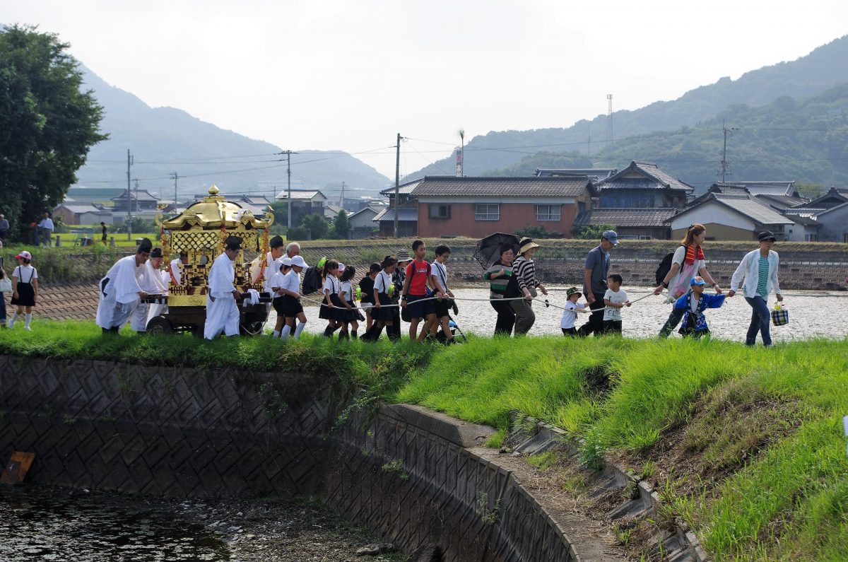 2016年 多度津町山階・藤波池 秋季例大祭 池まわり