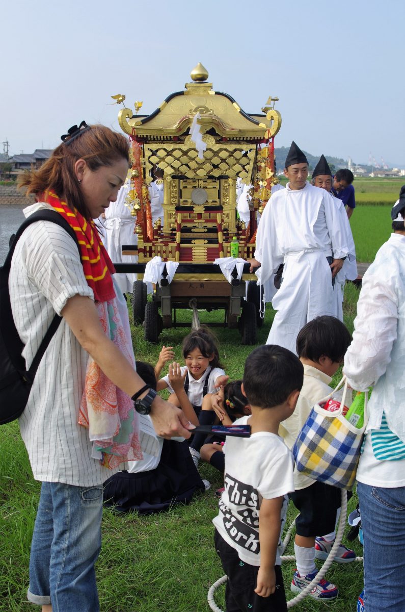 2016年 多度津町山階・藤波池 秋季例大祭 池まわり