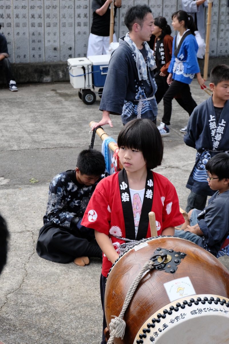 2018年 多度津町山階・春日神社 秋季例大祭 傘揃え 上小原獅子組