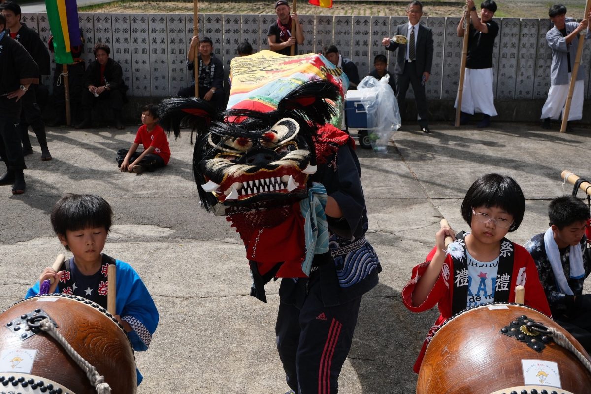2018年 多度津町山階・春日神社 秋季例大祭 傘揃え 上小原獅子組