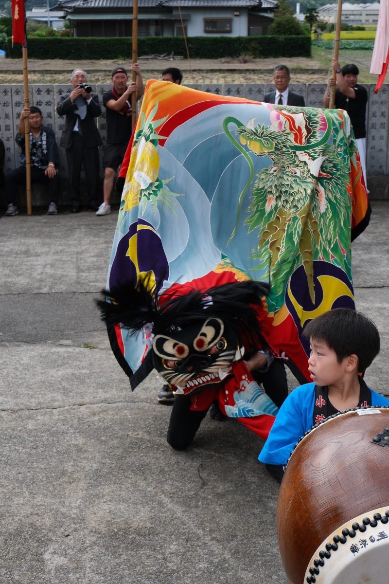 2018年 多度津町山階・春日神社 秋季例大祭 傘揃え 上小原獅子組