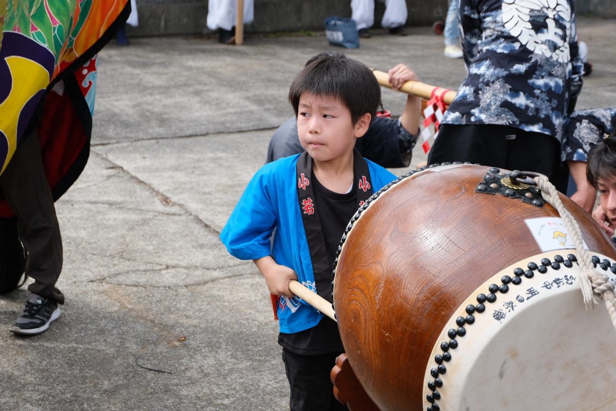 2018年 多度津町山階・春日神社 秋季例大祭 傘揃え 上小原獅子組