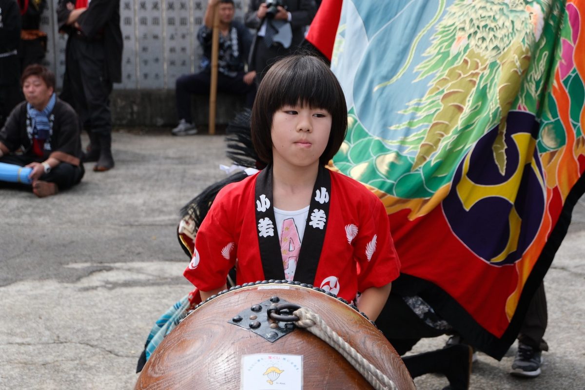 2018年 多度津町山階・春日神社 秋季例大祭 傘揃え 上小原獅子組