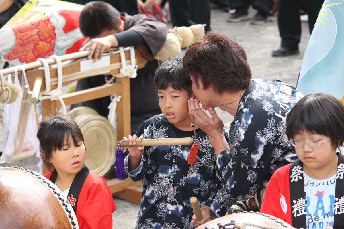 2019年 多度津町山階・春日神社 秋季例大祭 傘揃え 上小原獅子組