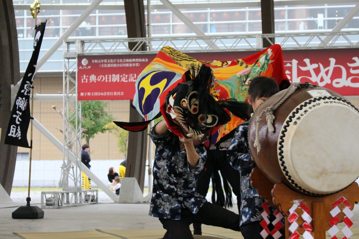 獅子舞王国さぬき2019 大型テント内ステージ 上小原獅子組