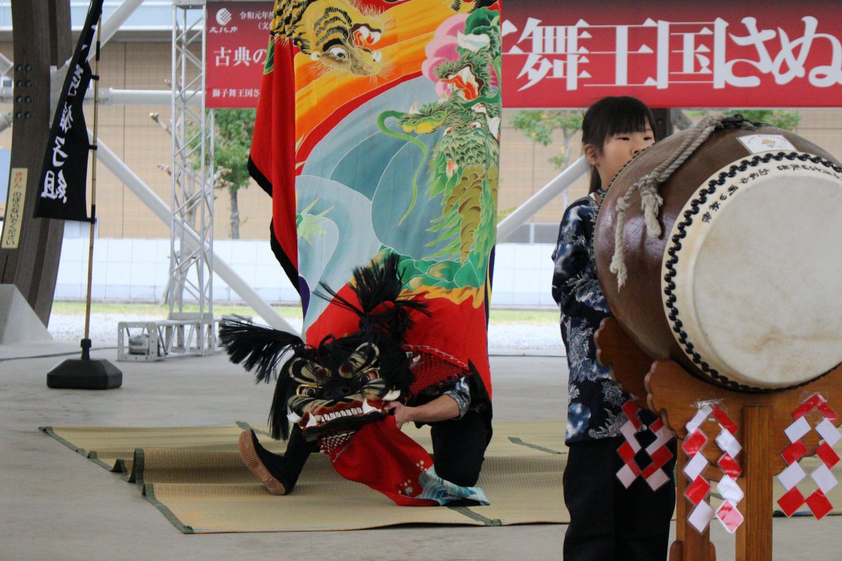 獅子舞王国さぬき2019 大型テント内ステージ 上小原獅子組