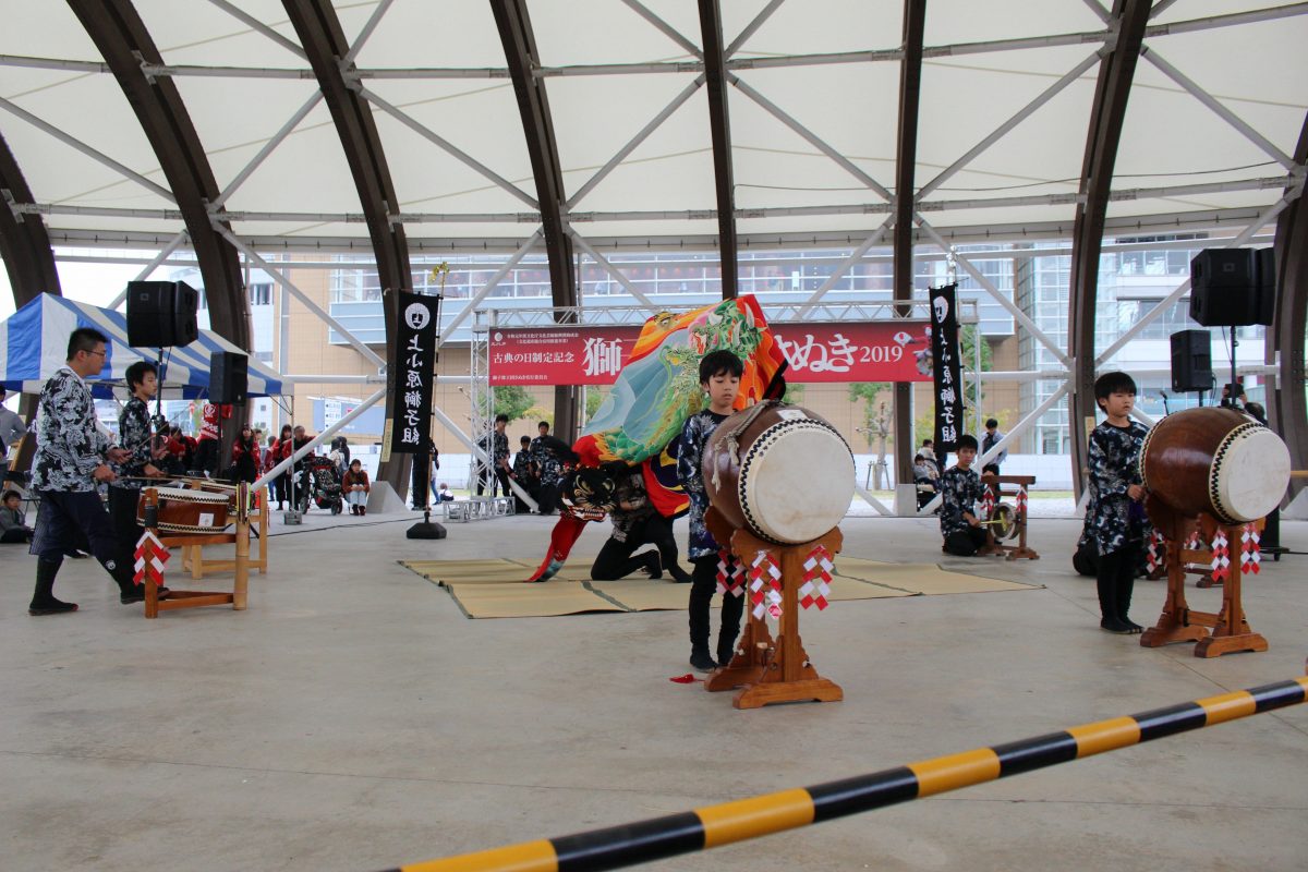 獅子舞王国さぬき2019 大型テント内ステージ 上小原獅子組