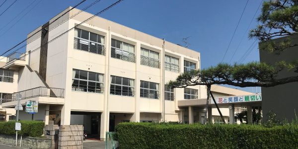 多度津町立四箇小学校