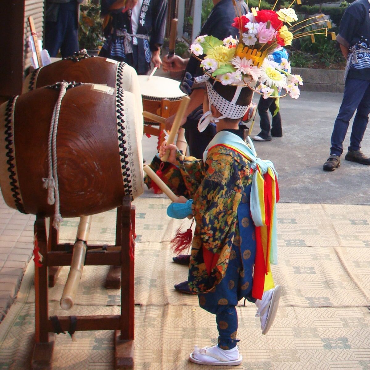 2008年 太鼓打ち衣装 上小原獅子組