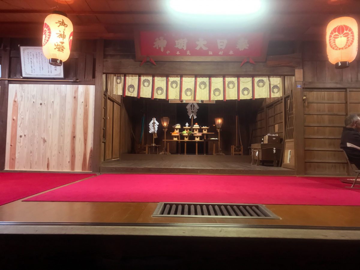 2020年元日 多度津町山階・春日神社 拝殿