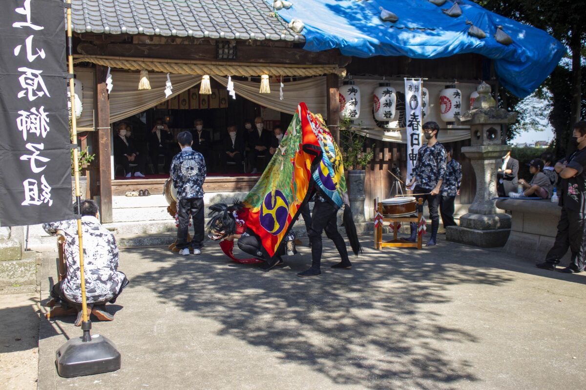 2022年 多度津町山階・春日神社 自主奉納 拝殿前 上小原獅子組
