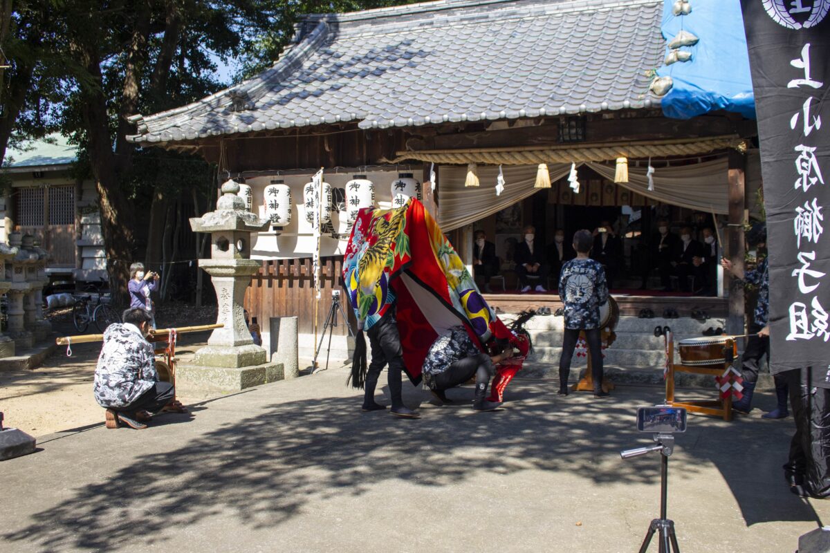 2022年 多度津町山階・春日神社 自主奉納 拝殿前 上小原獅子組