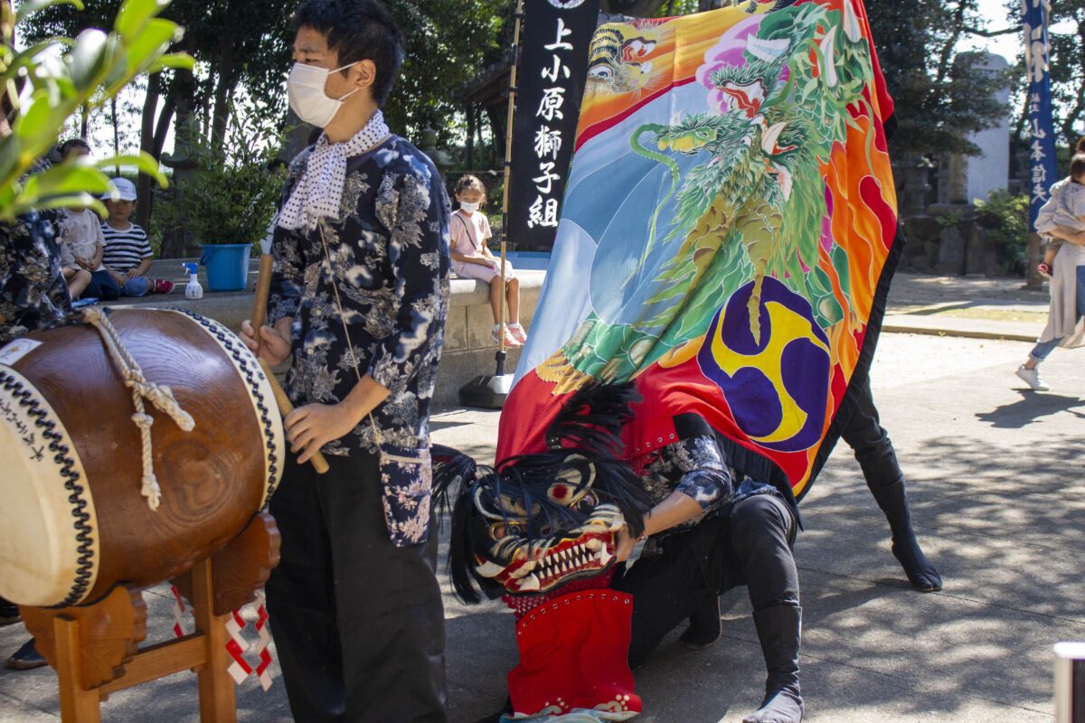 2022年 多度津町山階・春日神社 自主奉納 拝殿前 上小原獅子組