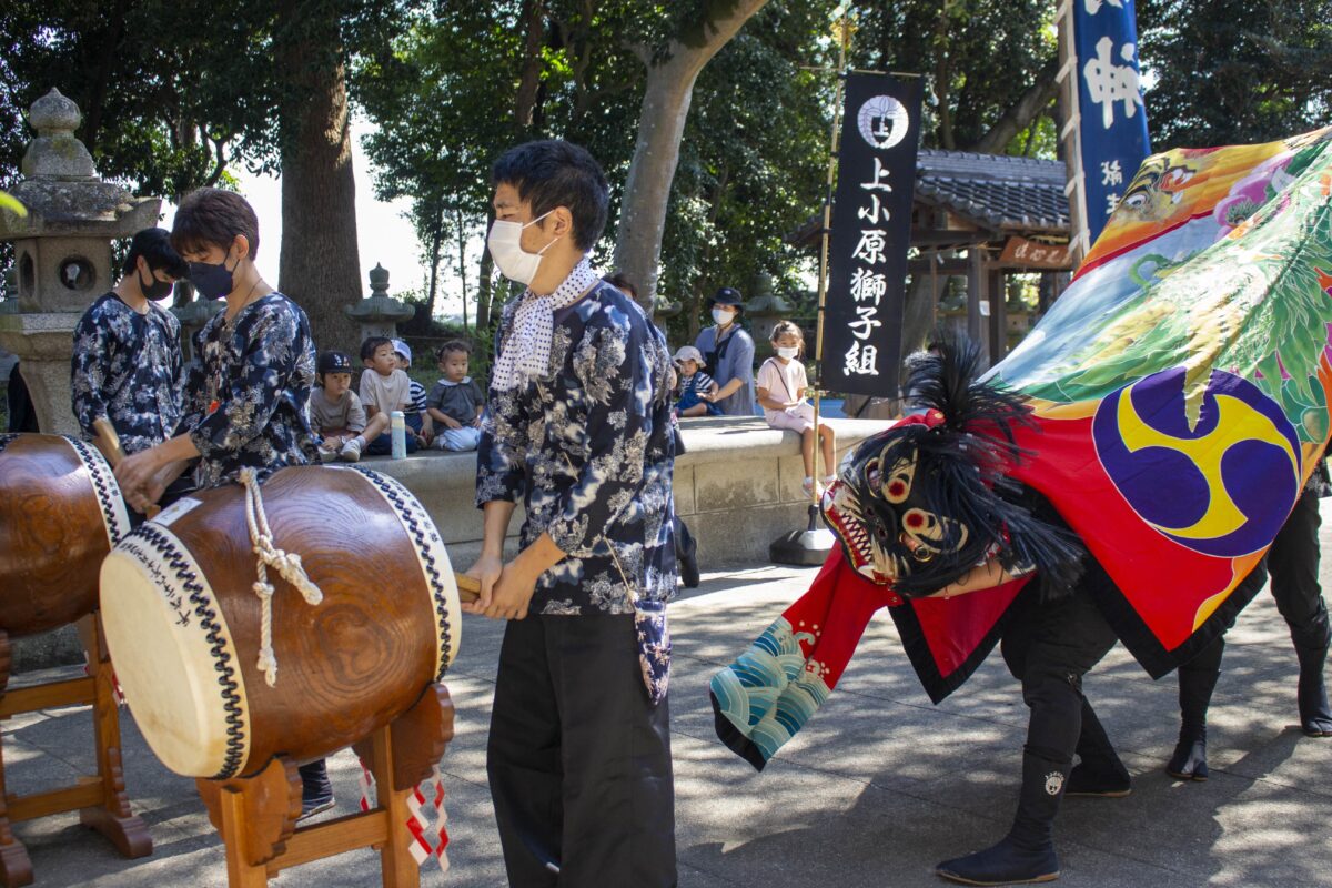 2022年 多度津町山階・春日神社 自主奉納 拝殿前 上小原獅子組