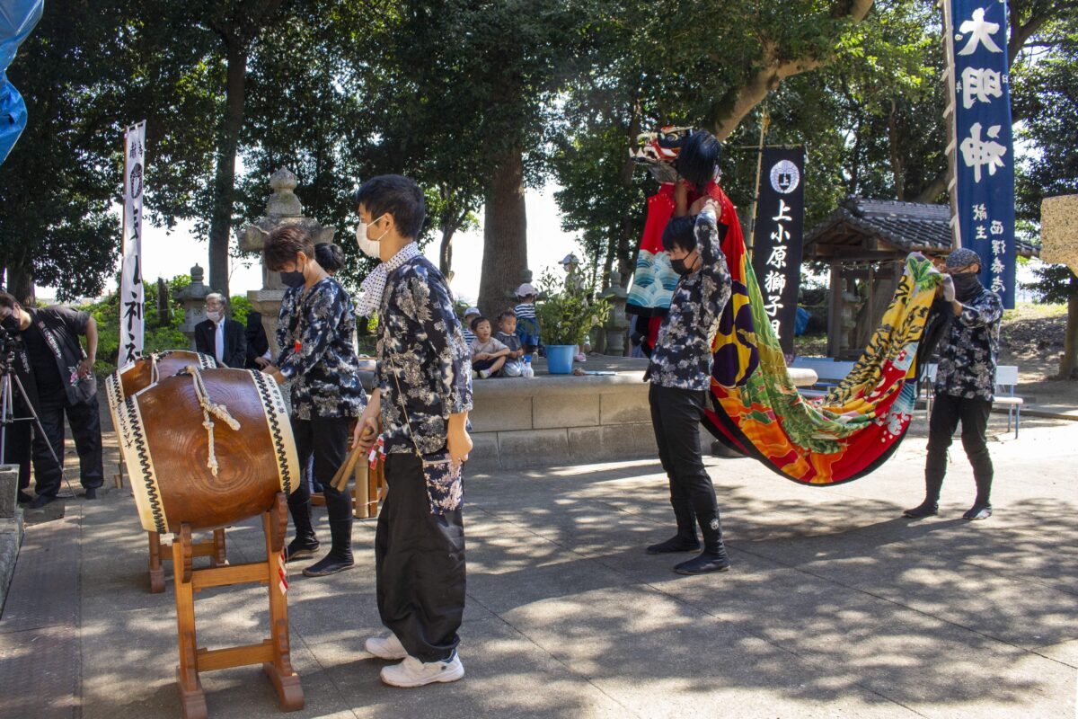 2022年 多度津町山階・春日神社 自主奉納 拝殿前 上小原獅子組